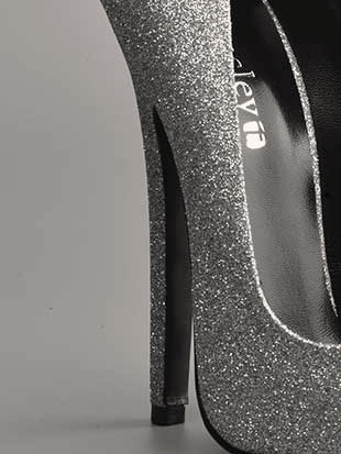 A classic naughty high heel show with a slim 15cm/5.9in classic kinky heel.